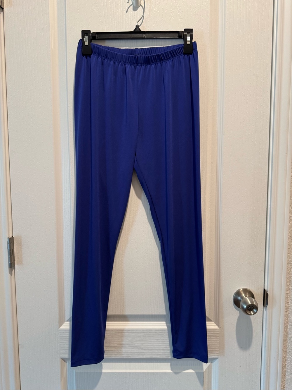 Women’s Straight Leg Pull-On Pants in Cobalt Blue